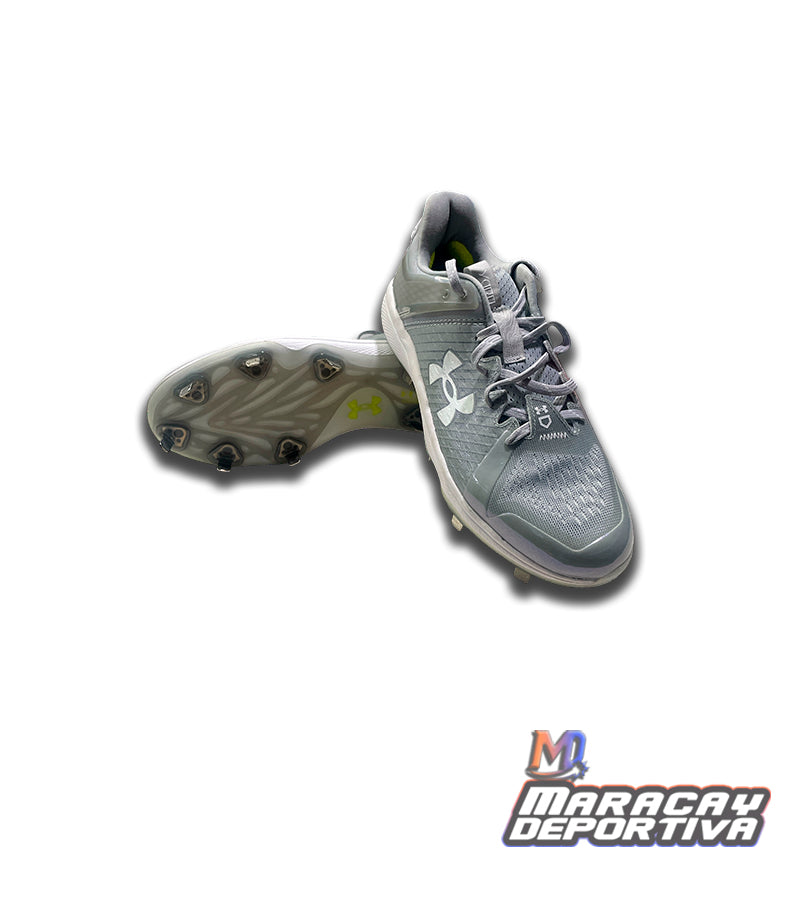 Gancho de Beisbol Under Armour