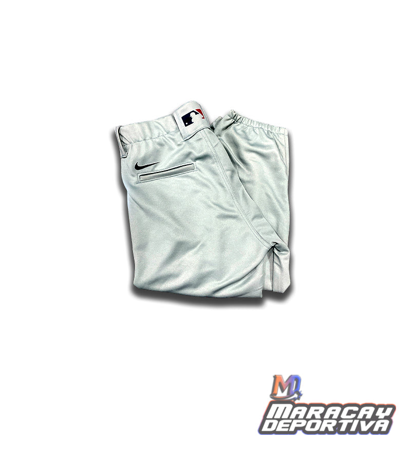 Pantalon de Beisbol Corto Adulto