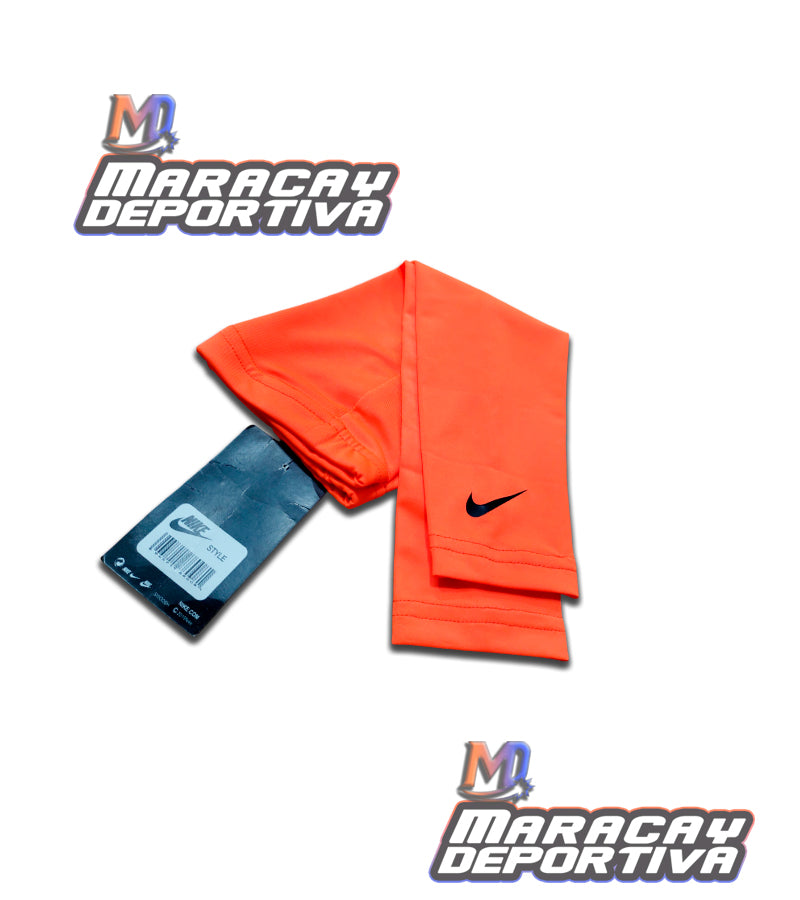 Manga Unicolor Nike